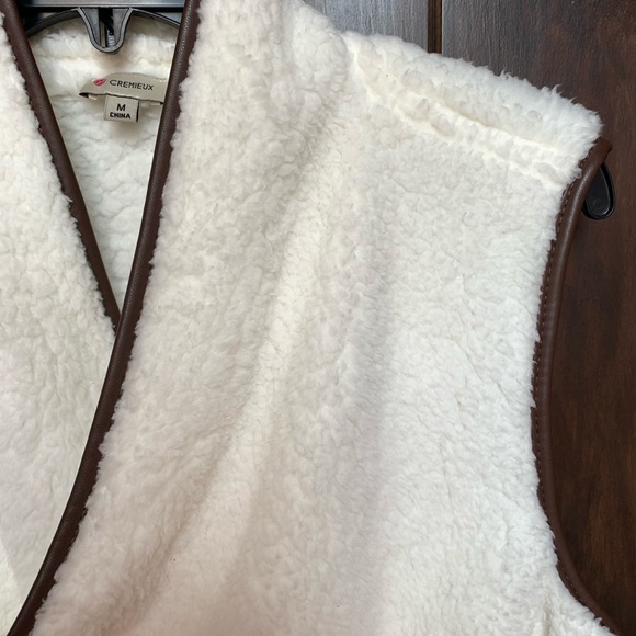 🆕Cremieux Valerie Faux Leather Trim Wubby Vest - Picture 5 of 8